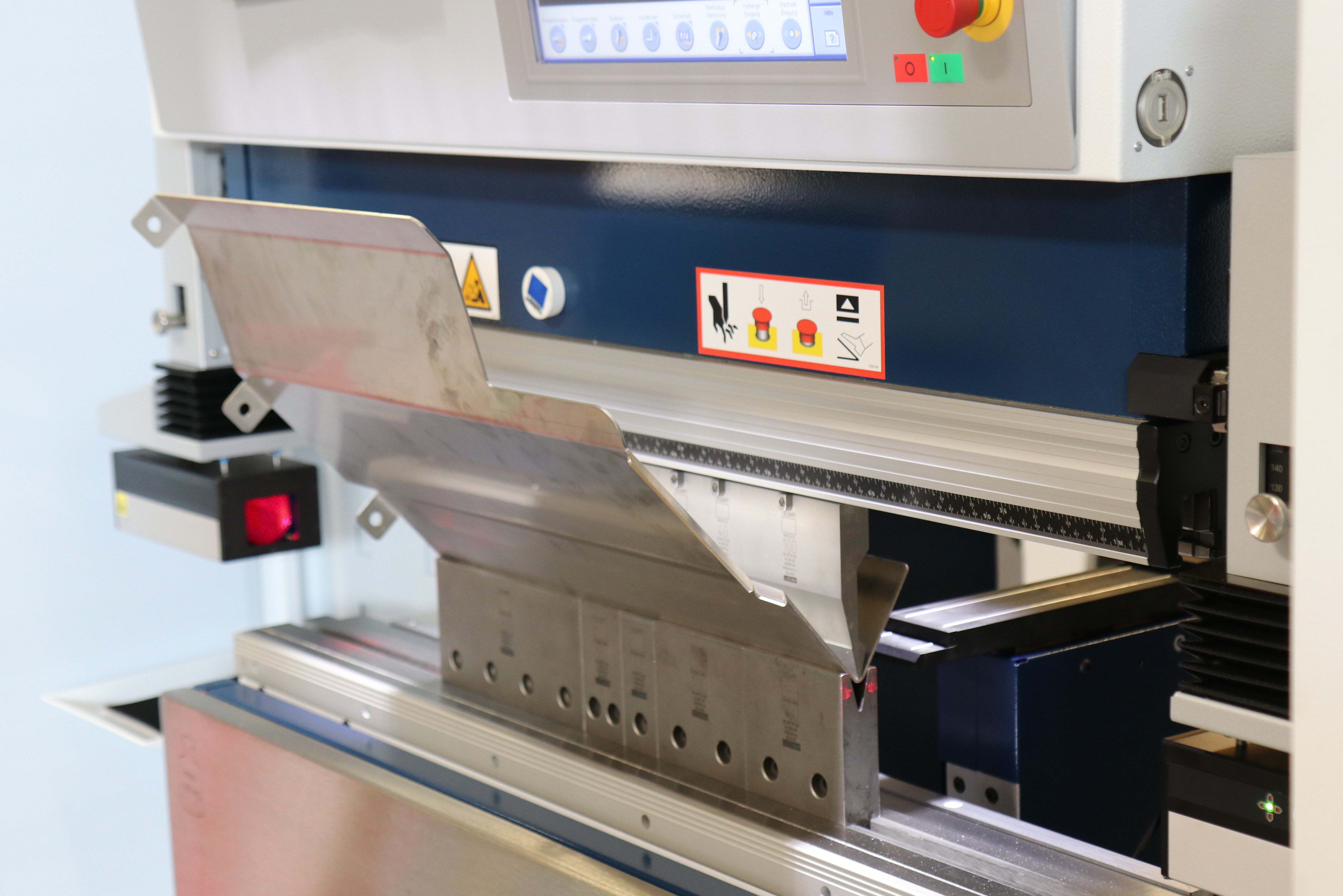 Abkantpresse TRUMPF TruBend 7036 im Einsatz